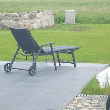 In With Swimming Pool Holiday home Kudensee