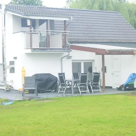 In With Swimming Pool Holiday home *