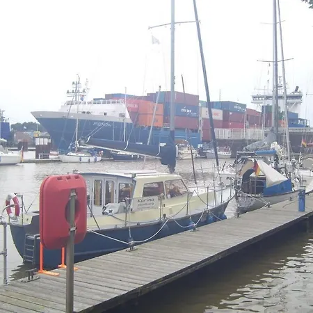 Holiday home In With Swimming Pool Kudensee